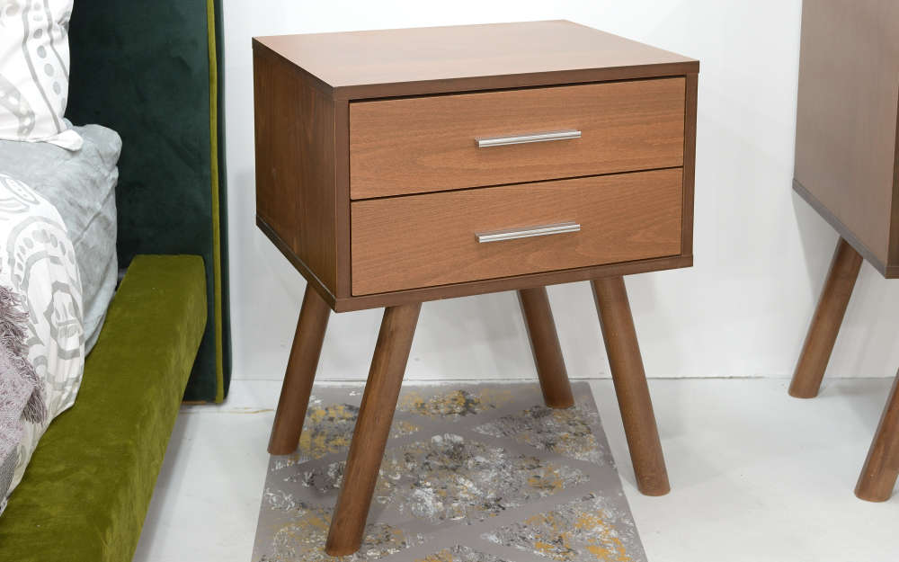 24 149 6 b - Κομοδίνο Bennett 82238