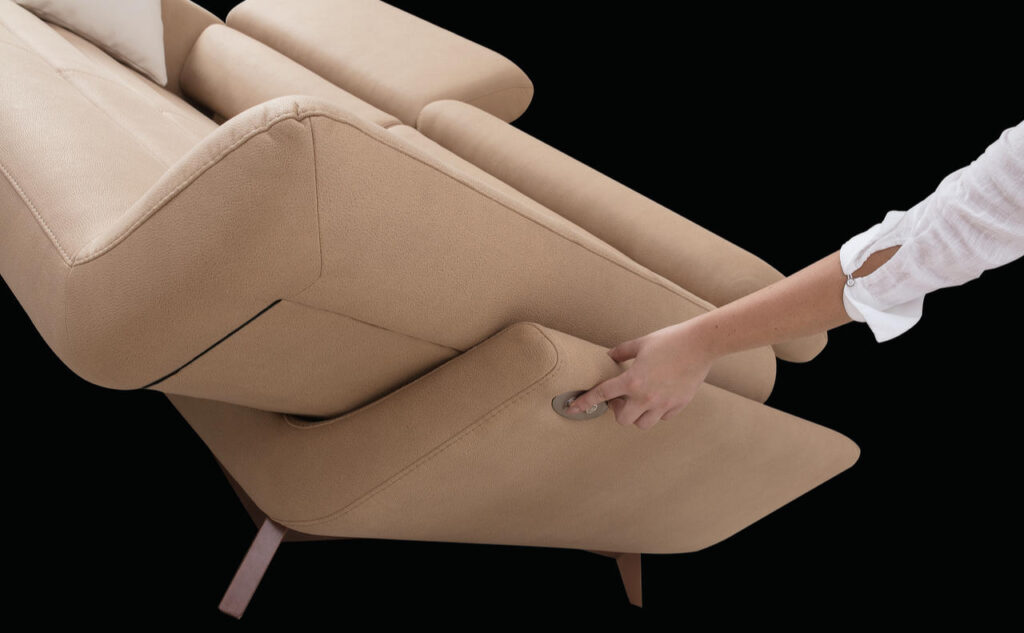 32 107 8 1024x633 - Καναπές Τριθέσιος Phoenix  81081