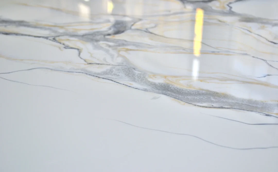 14300 3 1080x667 - Luxury Τραπεζάκι Σαλονιού Caldera 81255